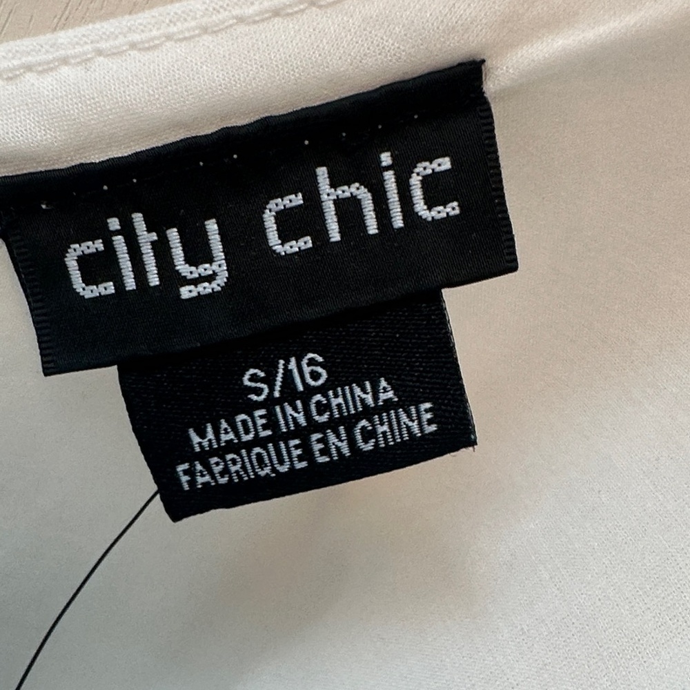 City Chic Ivory Tie-Waist wrap v neck Maxi Dress. Sz 16. New - Picture 2 of 13